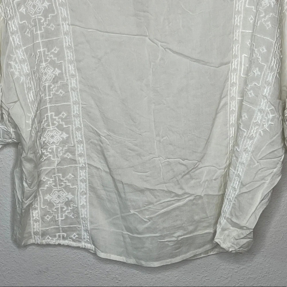 American Eagle Top - Picture 5 of 9